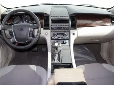2011 Ford Taurus SEL