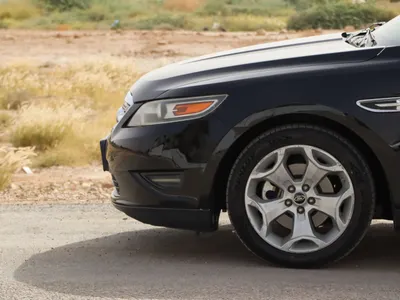 2011 Ford Taurus SEL