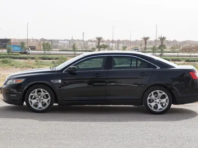2011 Ford Taurus SEL