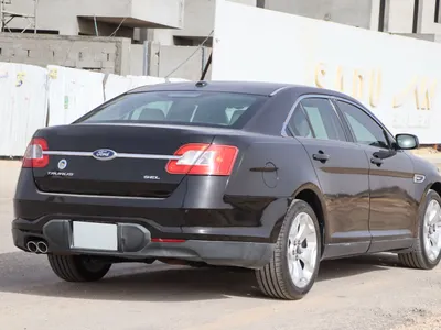 2011 Ford Taurus SEL