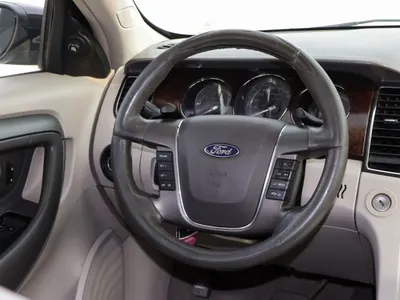 2011 Ford Taurus SEL
