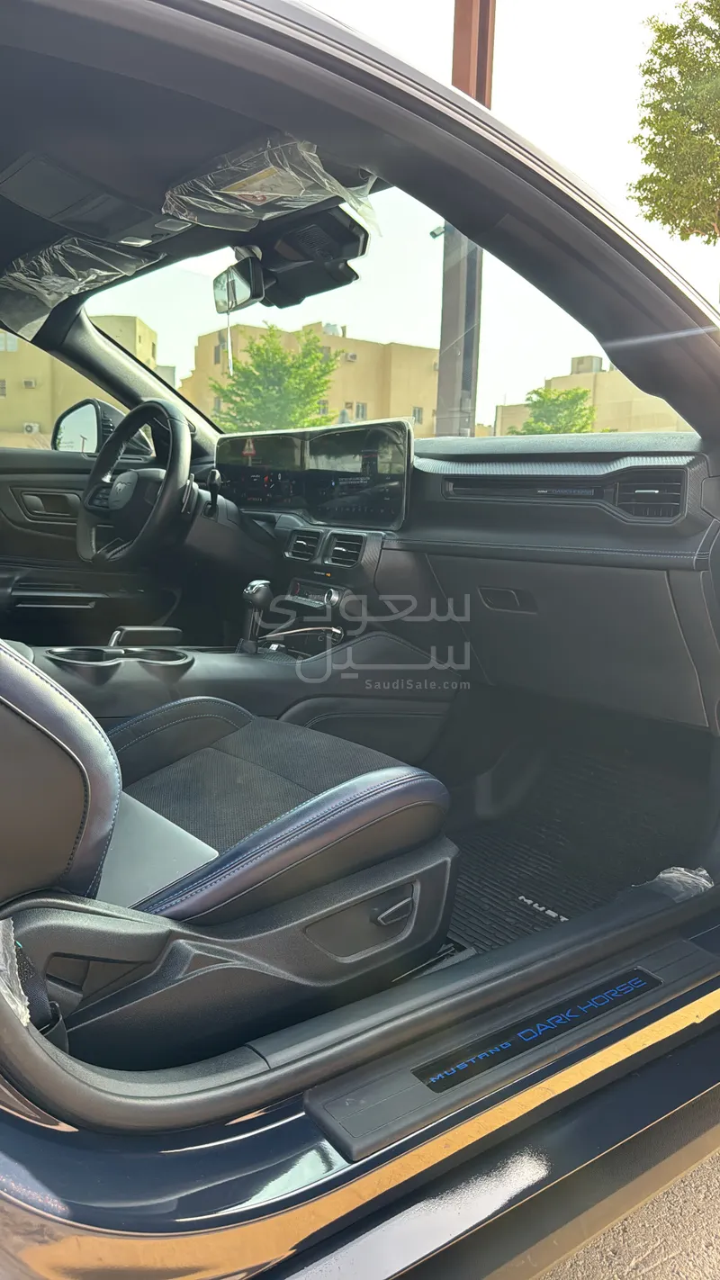 2024 فورد موستانغ دارك هورس