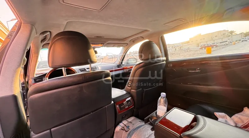 2010 Lexus LS 460 L