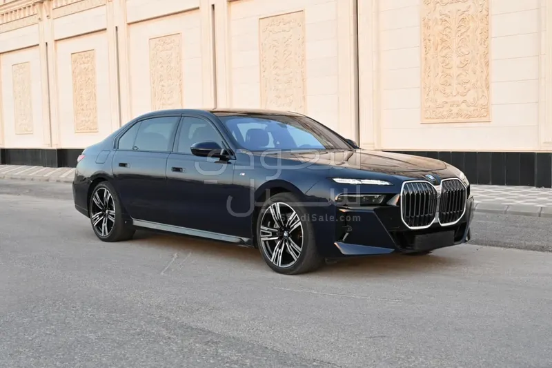 2024 BMW 7 Series 740Li