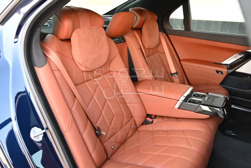 2024 BMW 7 Series 740Li