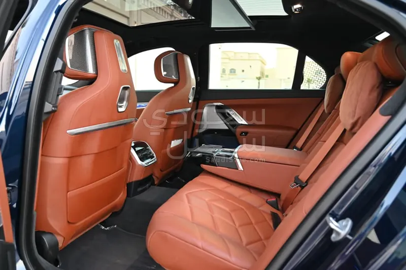 2024 BMW 7 Series 740Li