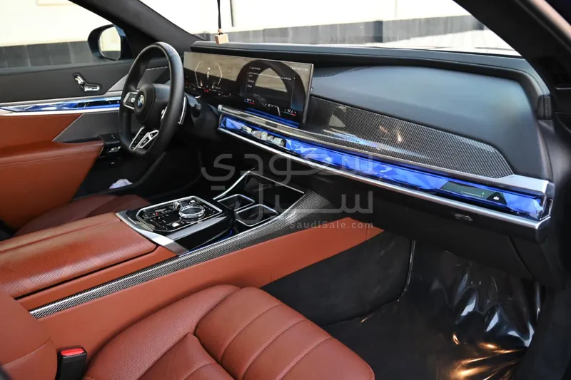 2024 BMW 7 Series 740Li