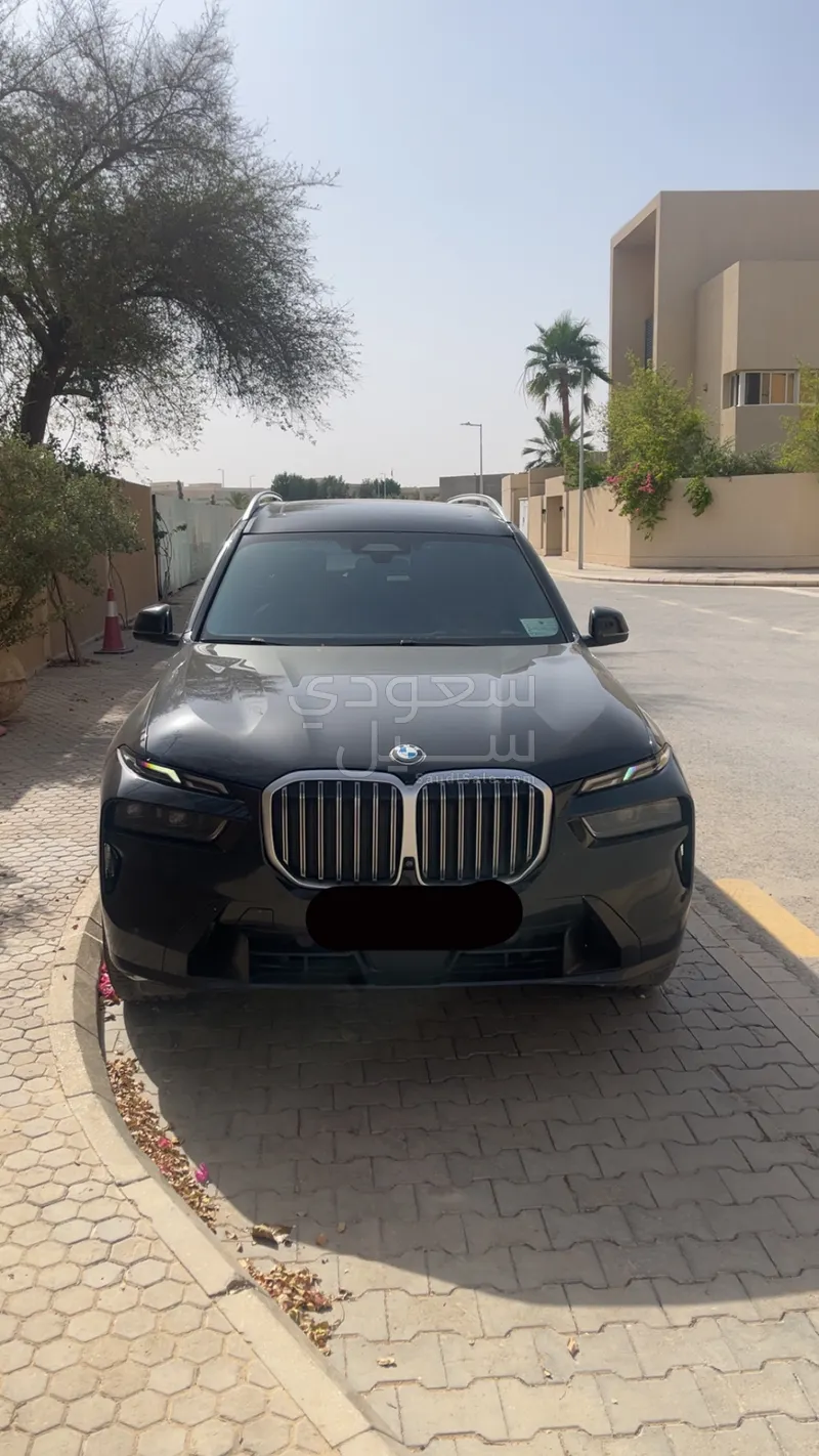 2023 بي ام دبليو الفئة اكس 7