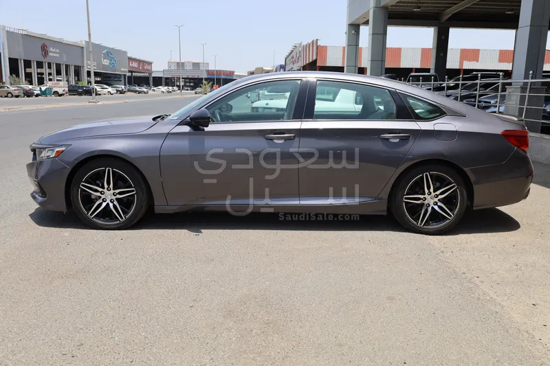 2022 هوندا اكورد سبورت