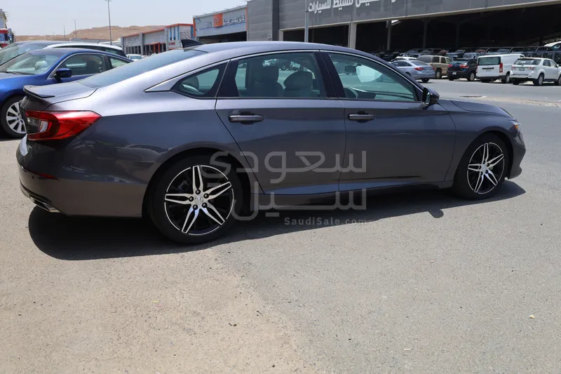2022 هوندا اكورد سبورت