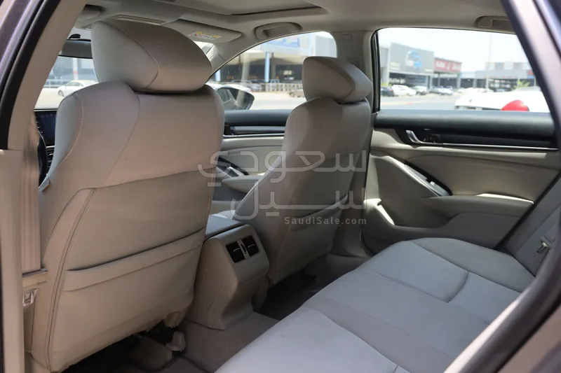 2022 هوندا اكورد سبورت