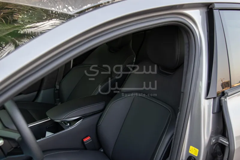 2024 لوسيد اير بيور