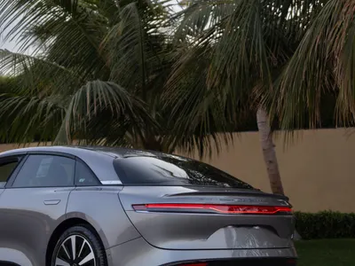2024 لوسيد اير بيور