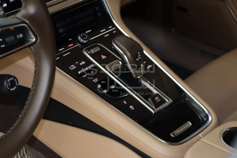 2022 Porsche Panamera