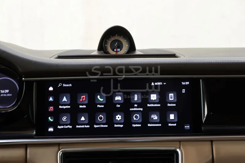 2022 Porsche Panamera