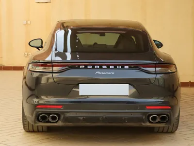 2022 Porsche Panamera