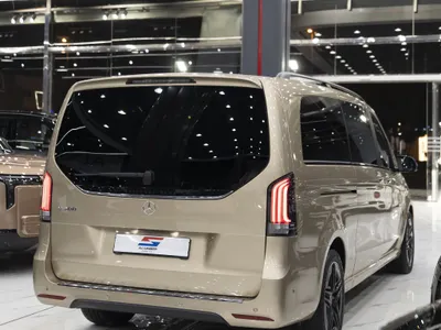 2026 Mercedes-Benz V 300