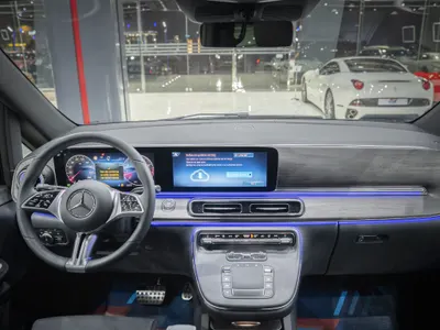 2026 Mercedes-Benz V 300