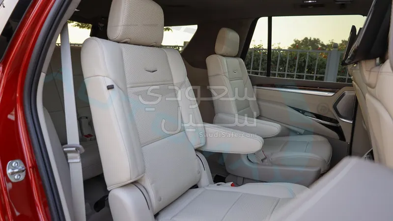 2026 Cadillac Escalade Platinum