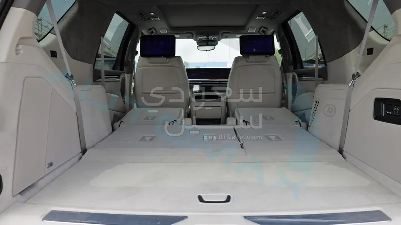 2026 Cadillac Escalade Platinum