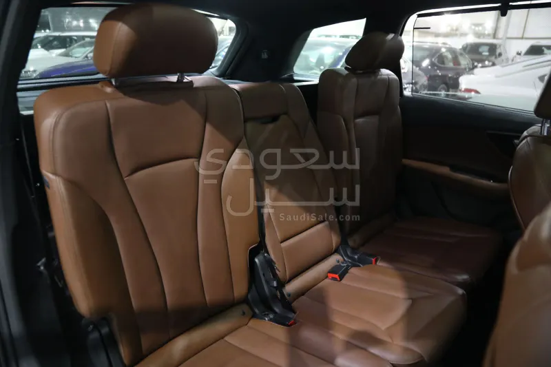 2019 اودي كيو 7