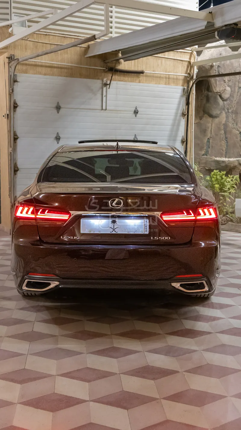 2022 Lexus LS 350