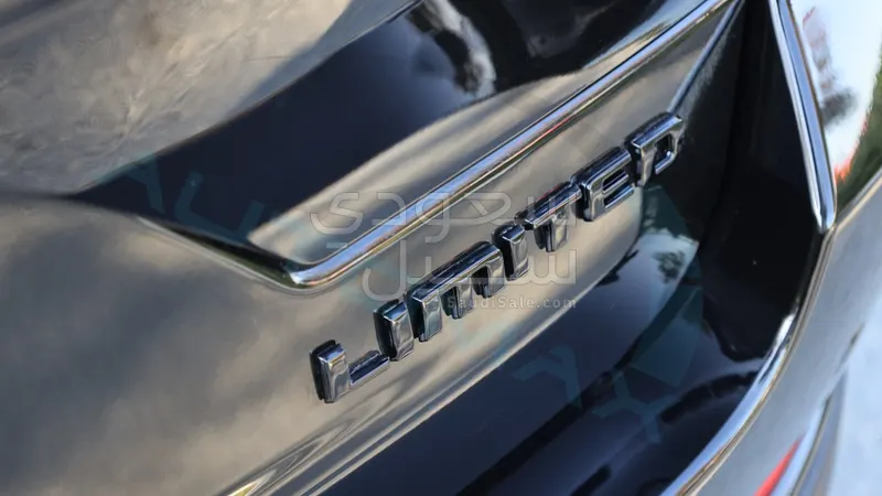 2025 Jeep Grand Cherokee Limited blus