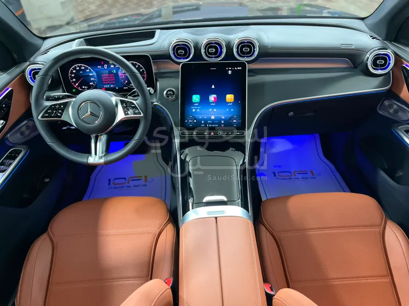 2025 Mercedes-Benz GLC 300