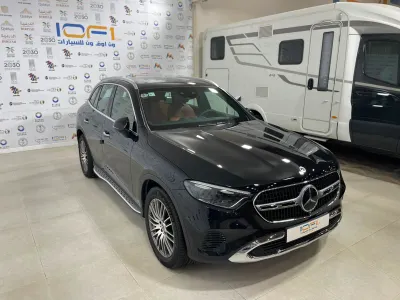 2025 Mercedes-Benz GLC 300