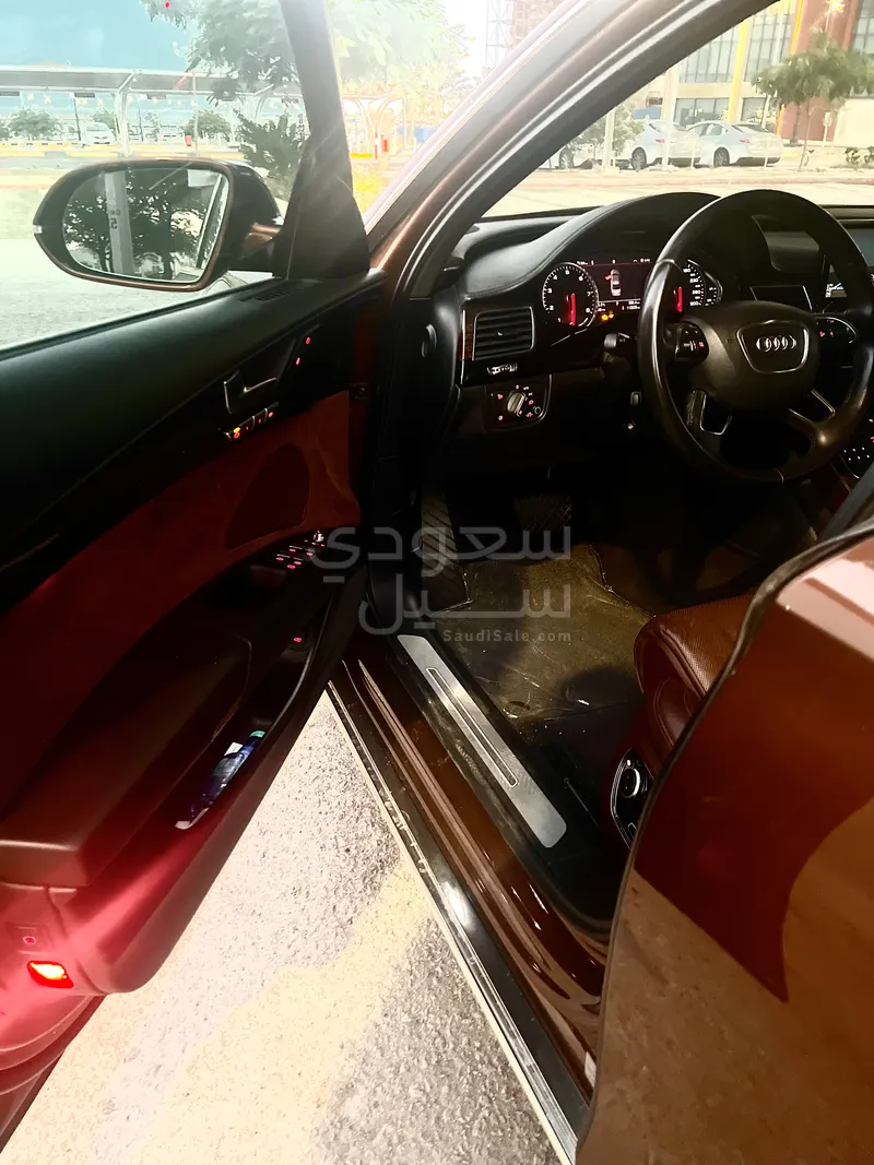 2012 Audi A8