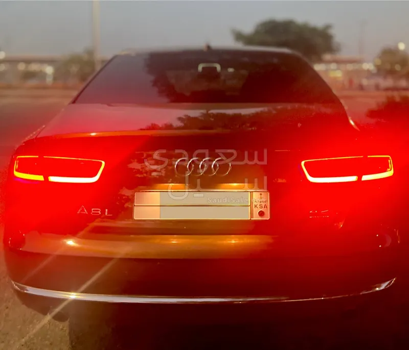 2012 Audi A8