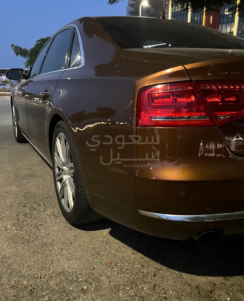 2012 Audi A8