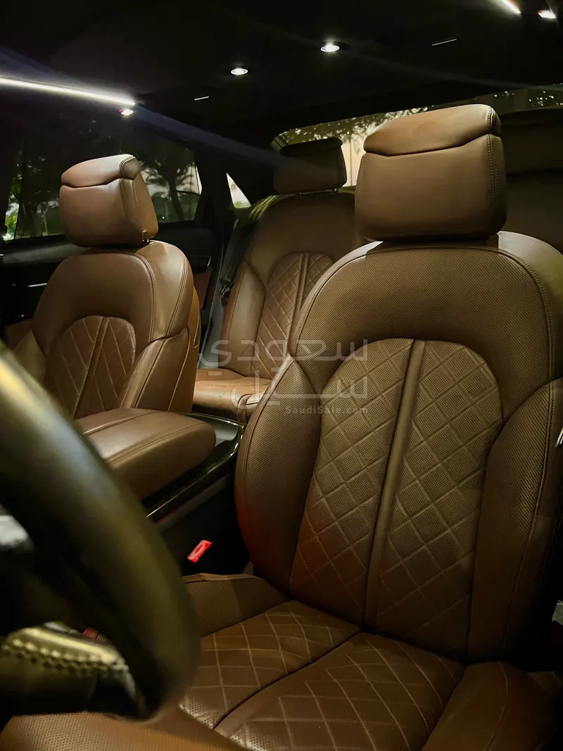 2012 Audi A8