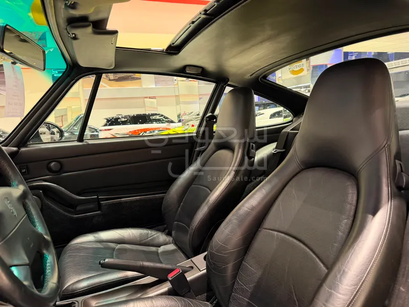 1996 Porsche 911 Carrera 4 993