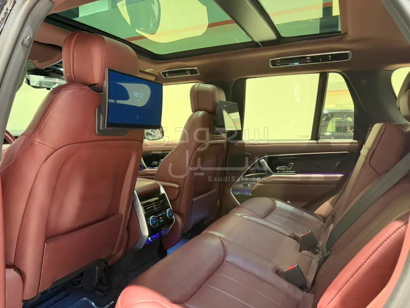 2024 Land Rover Range Rover HSE