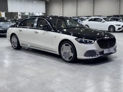2022 مرسيدس - بنز إس 680 مايباخ