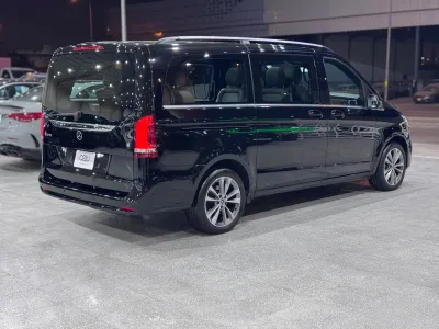 2023 Mercedes-Benz V 250