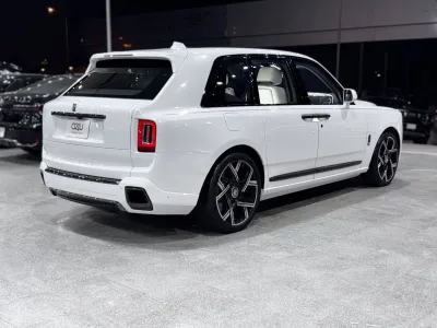 2022 Rolls-Royce Cullinan Black Badge