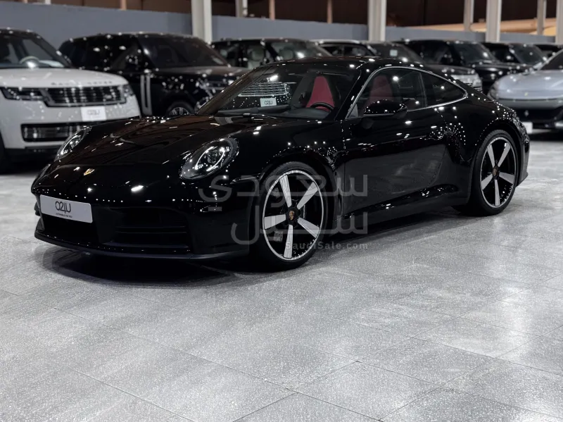 2025 Porsche 911 Carrera