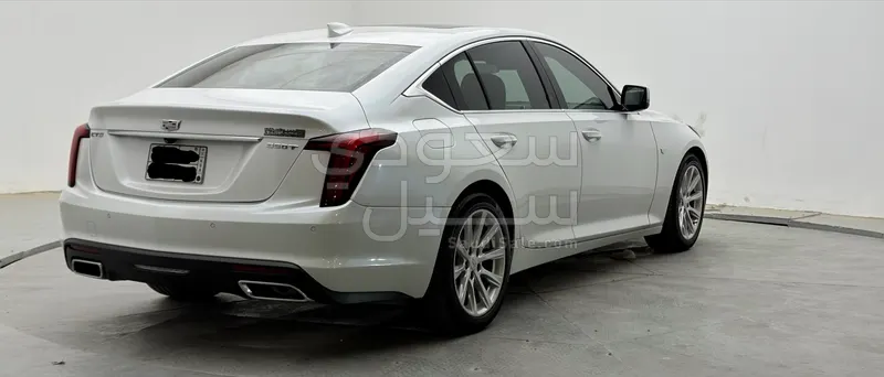 2024 كاديلاك سي تي 5