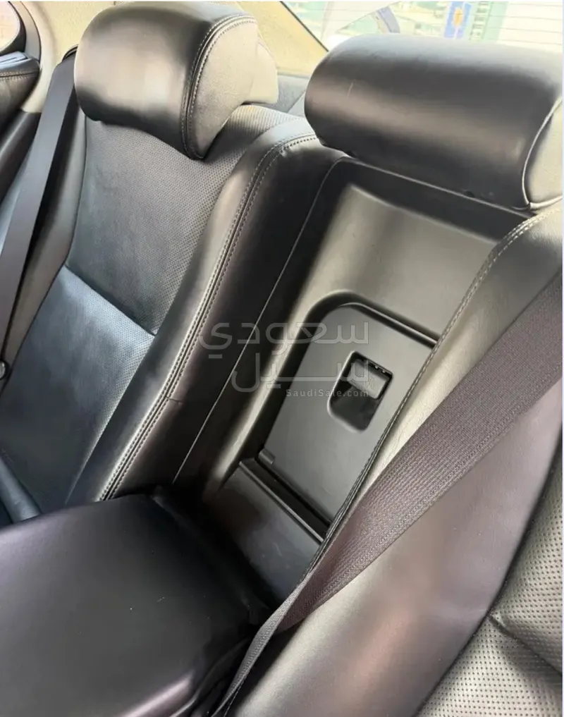 2013 لكزس إل إس 460