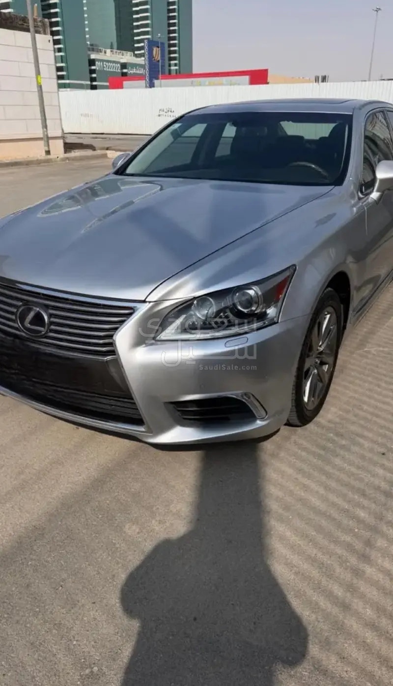 2013 لكزس إل إس 460