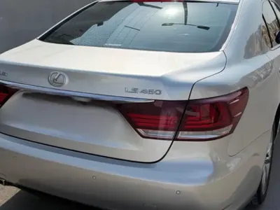 2013 لكزس إل إس 460