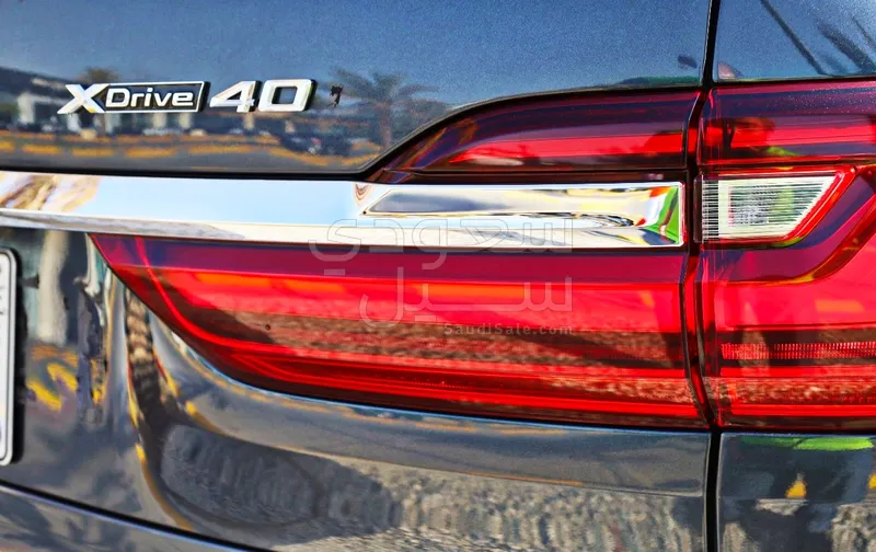 2019 BMW X Series 7