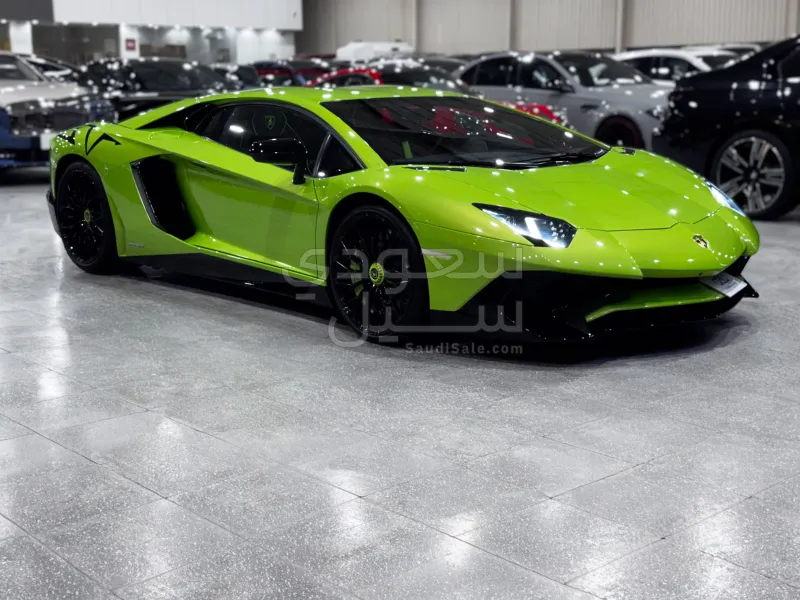 2016 Lamborghini Aventador SV