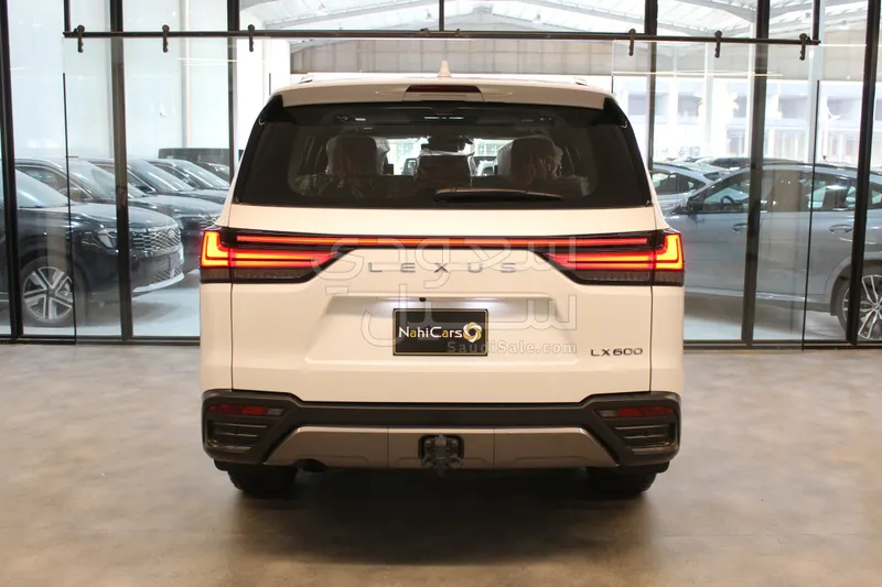 2025 Lexus LX 600 off road