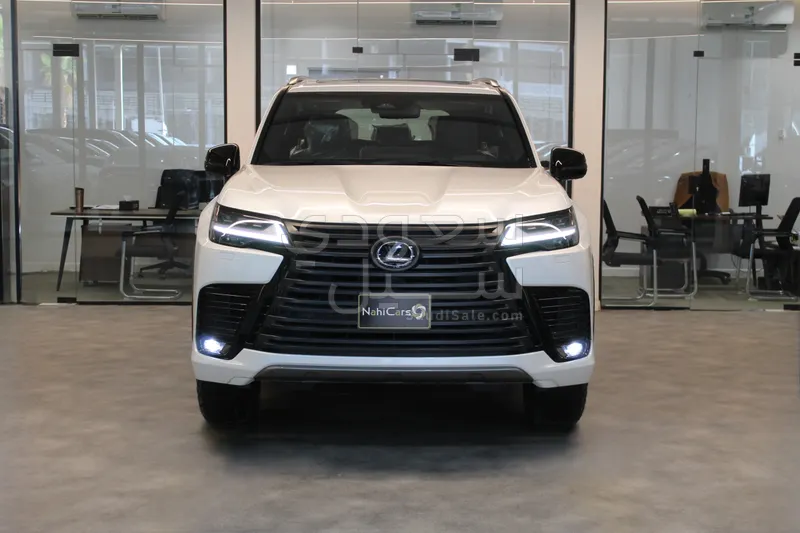 2025 Lexus LX 600 off road