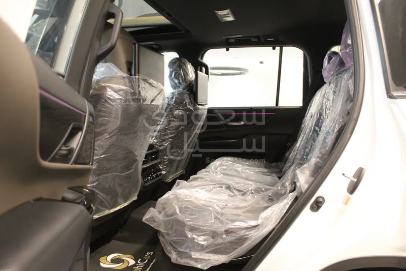 2025 Lexus LX 600 off road