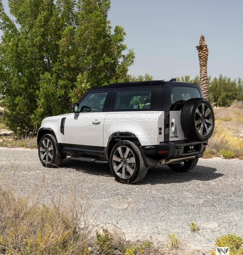 2026 Land Rover Defender 90