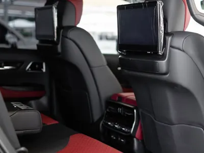 2022 Toyota Land Cruiser GR sport